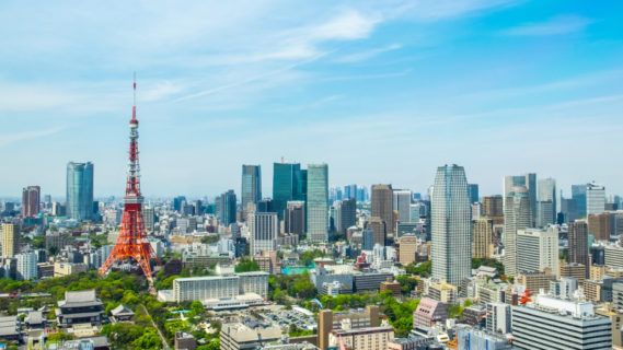 Tokyo Tower und Stadtviertel Minato-ku